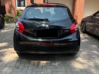 Gebraucht Peugeot 208 Active 68 PS (50 kW) 2013 Schwarz Kleinwagen