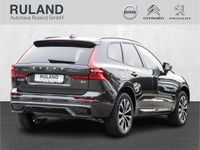 Gebraucht Volvo XC60 Plus 197 PS (144 kW) 2023 Platinum grey / metallic SUV