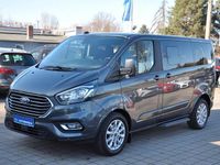 Gebraucht Ford Tourneo Titanium 150 PS (110 kW) 2023 Grau Van / Kleinbus