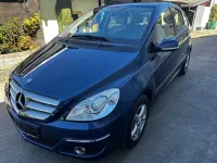 Gebraucht Mercedes B170 116 PS (85 kW) 2009 Blau Van / Kleinbus