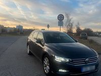 Gebraucht VW Passat 150 PS (110 kW) 2021 Grau Kombi