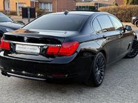 Gebraucht BMW 730L Shadowline 245 PS (180 kW) 2010 Schwarz Limousine
