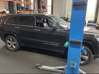 Gebraucht Jeep Grand Cherokee Overland 250 PS (183 kW) 2016 Schwarz SUV