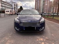 Gebraucht Ford Focus 182 PS (133 kW) 2015 Blau Kombi