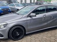 Gebraucht Mercedes A180 Style 122 PS (89 kW) 2016 Grau Limousine