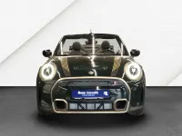 Gebraucht Mini Cooper Cabriolet 178 PS (130 kW) 2024 Grün / rebel green Cabrio