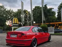 Gebraucht BMW 316 Performance 105 PS (77 kW) 1999 Rot Limousine