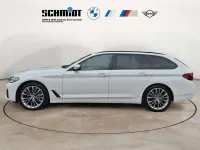 Gebraucht BMW 530 286 PS (210 kW) 2023 Alpinweiß uni Kombi