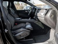 Gebraucht Volvo XC60 Plus 197 PS (144 kW) 2022 Schwarz SUV