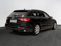 Gebraucht Audi A4 Basis 150 PS (110 kW) 2022 Schwarz Kombi