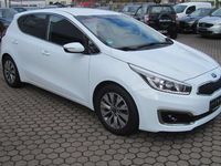 Gebraucht Kia Ceed Edition 7 135 PS (99 kW) 2017 Weiß Kleinwagen