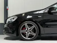 Gebraucht Mercedes A250 AMG line 218 PS (160 kW) 2017 Kosmosschwarz  metalliclack Limousine