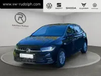Gebraucht VW Polo Style 95 PS (69 kW) 2024 Deep black perleffekt Limousine