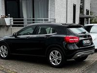 Gebraucht Mercedes GLA180 122 PS (89 kW) 2016 Schwarz SUV
