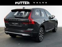 Gebraucht Volvo XC60 Plus 197 PS (144 kW) 2022 Grau SUV