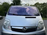 Gebraucht Opel Vivaro 114 PS (83 kW) 2012 Silber Van / Kleinbus