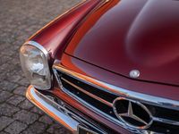 Gebraucht Mercedes W113 150 PS (110 kW) 1966 Rot Cabrio
