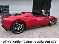 Gebraucht Ferrari 296 829 PS (609 kW) 2024 Rosso magma Cabrio