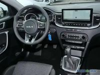 Gebraucht Kia Ceed 101 PS (74 kW) 2024 Cararraweiss Kleinwagen