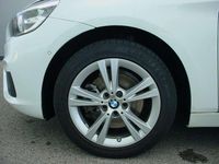 Gebraucht BMW 218 140 PS (102 kW) 2017 Alpinweiss iii Van / Kleinbus