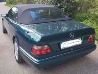 Gebraucht Mercedes E220 150 PS (110 kW) 1997 Grün Cabrio