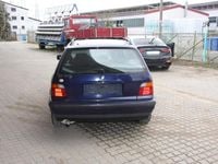 Brugt BMW 318 115 HK (84 kW) 1996 Blå Stationcar