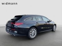 Gebraucht Mercedes CLA180 Shooting Brake Progressive 136 PS (100 kW) 2022 Metalliclack kosmosschwarz Kombi