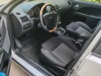 Gebraucht Ford Mondeo 146 PS (107 kW) 2002 Silber Limousine