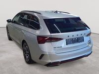 Gebraucht Skoda Octavia RS 200 PS (147 kW) 2023 Brillantsilber metallic Kombi