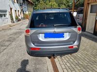 Gebraucht Mitsubishi Outlander 150 PS (110 kW) 2014 Grau SUV