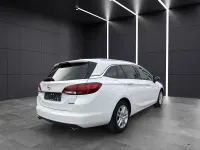 Gebraucht Opel Astra Dynamic 200 PS (147 kW) 2016 Schneeweiss/summitwhite/arctic Kombi