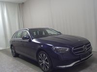 Gebraucht Mercedes E300 Avantgarde 306 PS (225 kW) 2021 Cavansitblau metallic Kombi