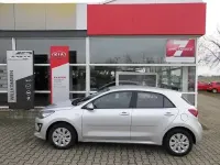 Gebraucht Kia Rio Comfort 84 PS (61 kW) 2023 Silber Kleinwagen