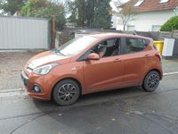 Gebraucht Hyundai i10 Intro Edition 87 PS (63 kW) 2014 New orange / mic Kleinwagen