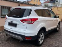 Gebraucht Ford Kuga 150 PS (110 kW) 2014 Weiß SUV