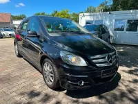 Gebraucht Mercedes B160 95 PS (69 kW) 2011 Schwarz Kleinwagen