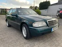 Gebraucht Mercedes C180 122 PS (89 kW) 1996 Grün Limousine