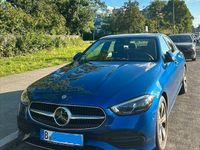 Gebraucht Mercedes C300 Avantgarde 258 PS (189 kW) 2023 Blau Limousine