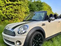 Gebraucht Mini Cooper Cabriolet 120 PS (88 kW) 2010 Weiß Cabrio