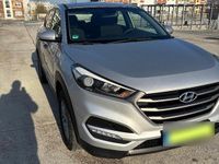 Gebraucht Hyundai Tucson Edition 132 PS (97 kW) 2015 Silber SUV