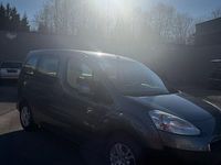 Gebraucht Peugeot TePee Active 92 PS (67 kW) 2013 Grau Limousine