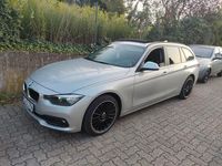gebraucht BMW 320 i Touring Aut.Pano.Memory.Kamera.PDC