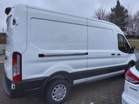 Gebraucht Ford Transit Trend 131 PS (96 kW) 2023 Frostweiß Van / Kleinbus