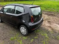 Używany VW up! 60 KM (44 kW) 2017 Czarny Hatchback
