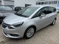 Gebraucht Opel Zafira Innovation 170 PS (125 kW) 2017 Silber Van / Kleinbus
