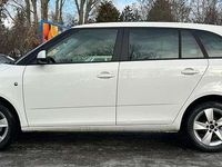 Gebraucht Skoda Fabia Ambition 86 PS (63 kW) 2014 Candyweiss Kombi