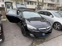 Gebraucht Opel Astra Sport 160 PS (117 kW) 2011 Limousine