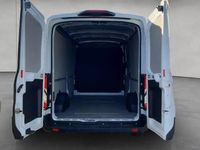 Gebraucht Ford Transit Trend 131 PS (96 kW) 2023 Weiß Pickup
