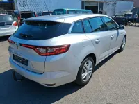 Gebraucht Renault Mégane GrandTour Play 101 PS (74 kW) 2018 Platingrau Kombi