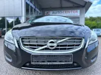 Gebraucht Volvo S60 114 PS (83 kW) 2012 Schwarz Limousine
